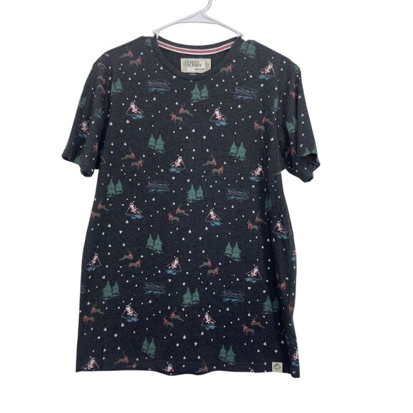 Free Planet Mens Holiday Themed Fitted T-Shirt Size Medium Cotton Blend - Picture 2 of 9